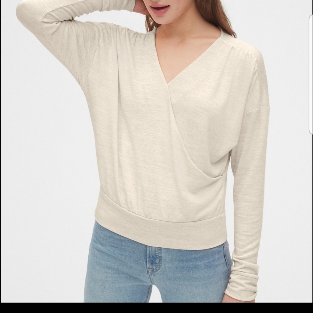 Gap Softspun Wrap-Front Top S Tall NWT